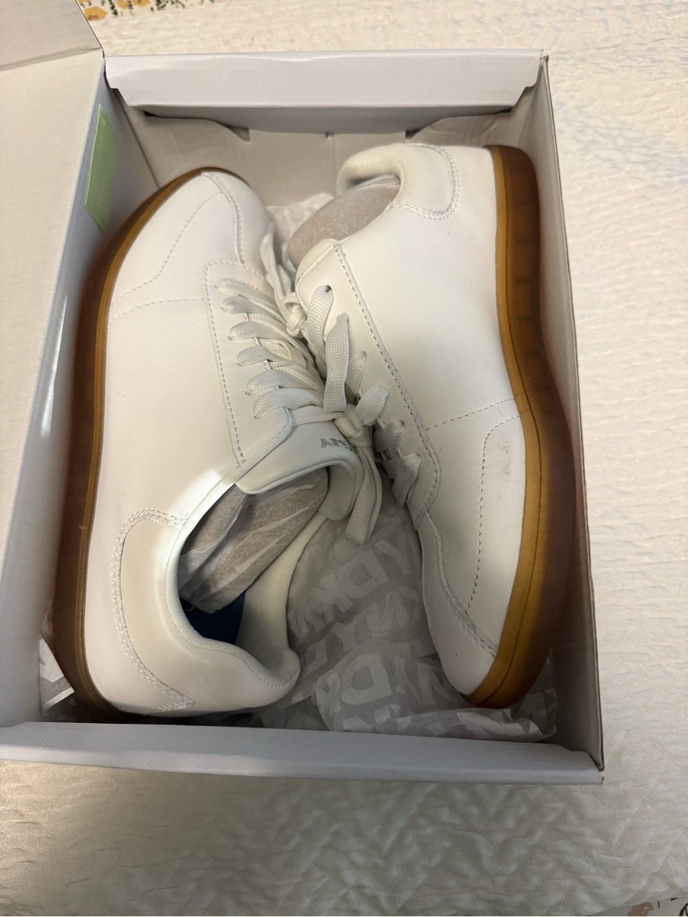 DKNY White Leather Sneakers - Seacliff
